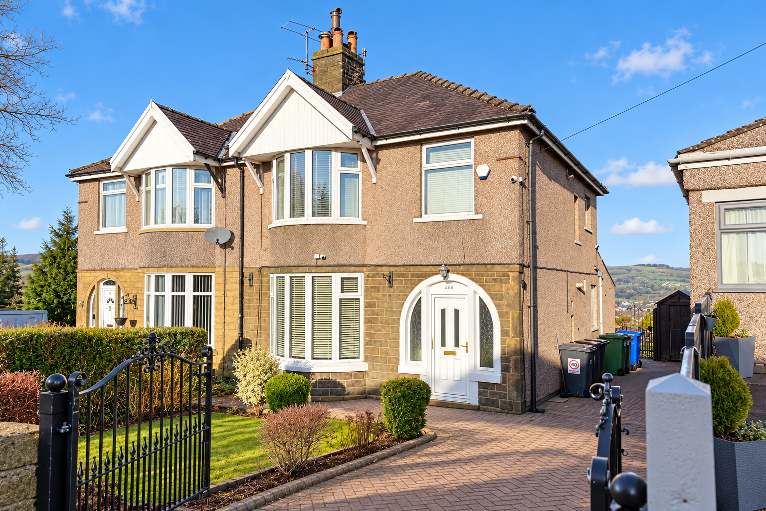 Kings Causeway, Brierfield